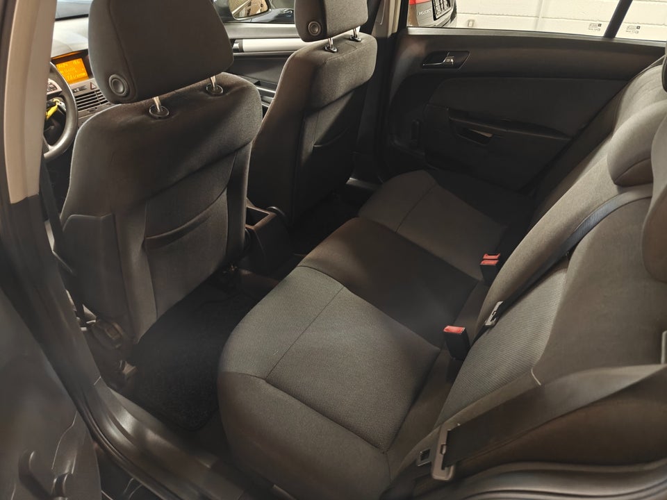 Opel Astra 1,6 Comfort 5d