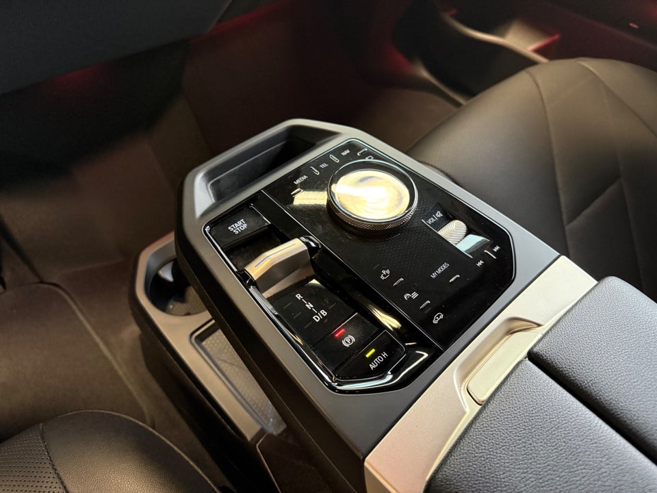 BMW iX xDrive50 Supercharged 5d