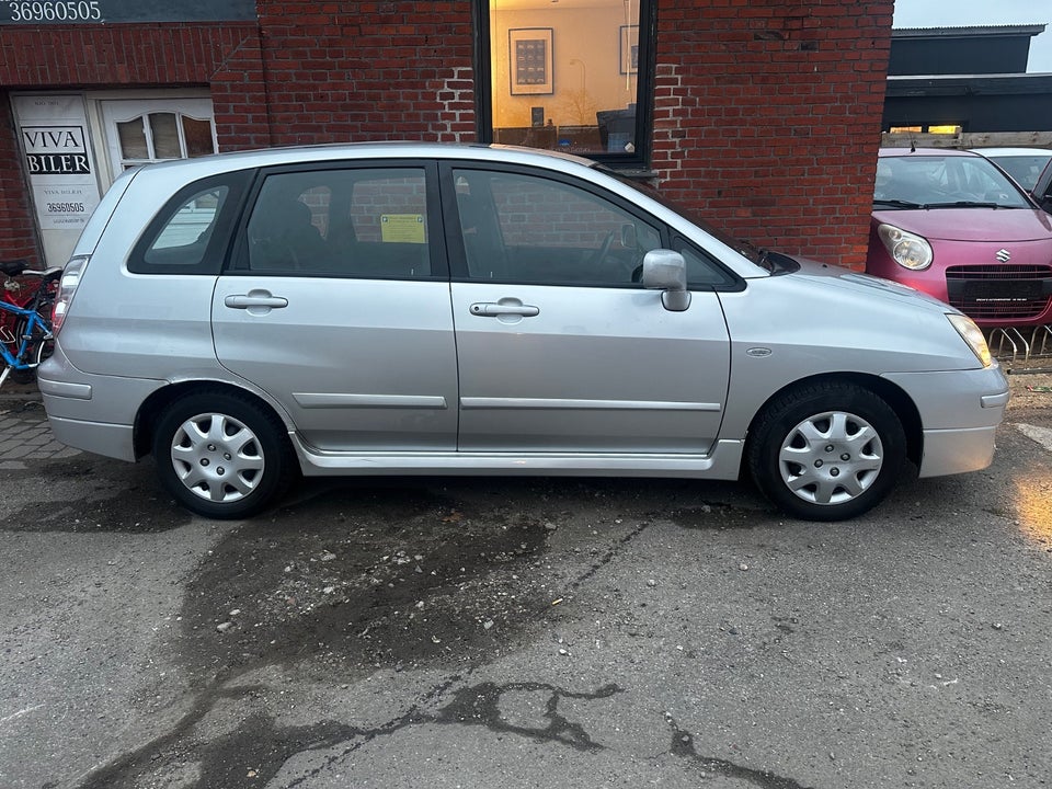 Suzuki Liana 1,6 GL 5d