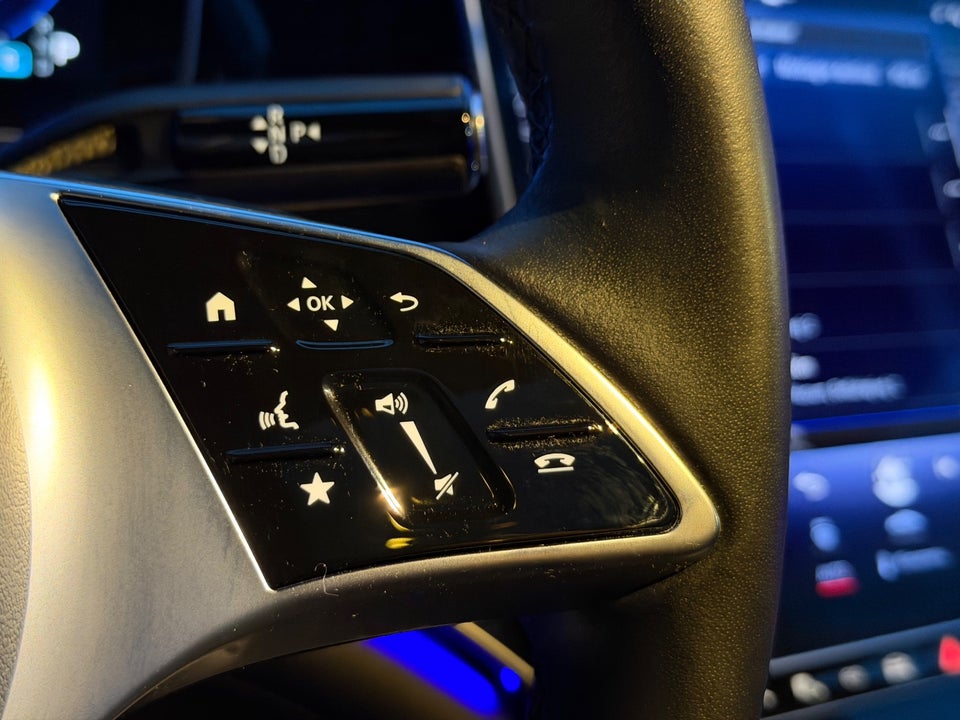 Mercedes EQE350 AMG Line 4d