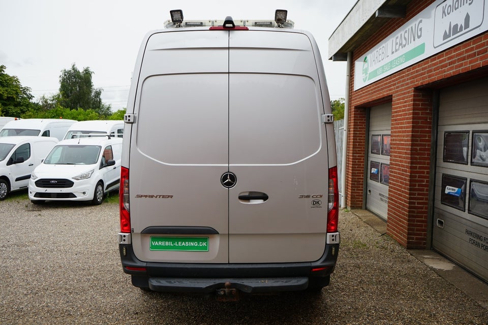 Mercedes Sprinter 316 2,2 CDi A2 Kassevogn aut. RWD