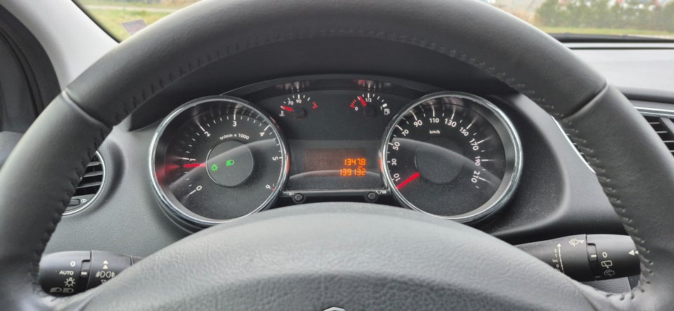 Peugeot 3008 2,0 HDi 150 Premium+ 5d