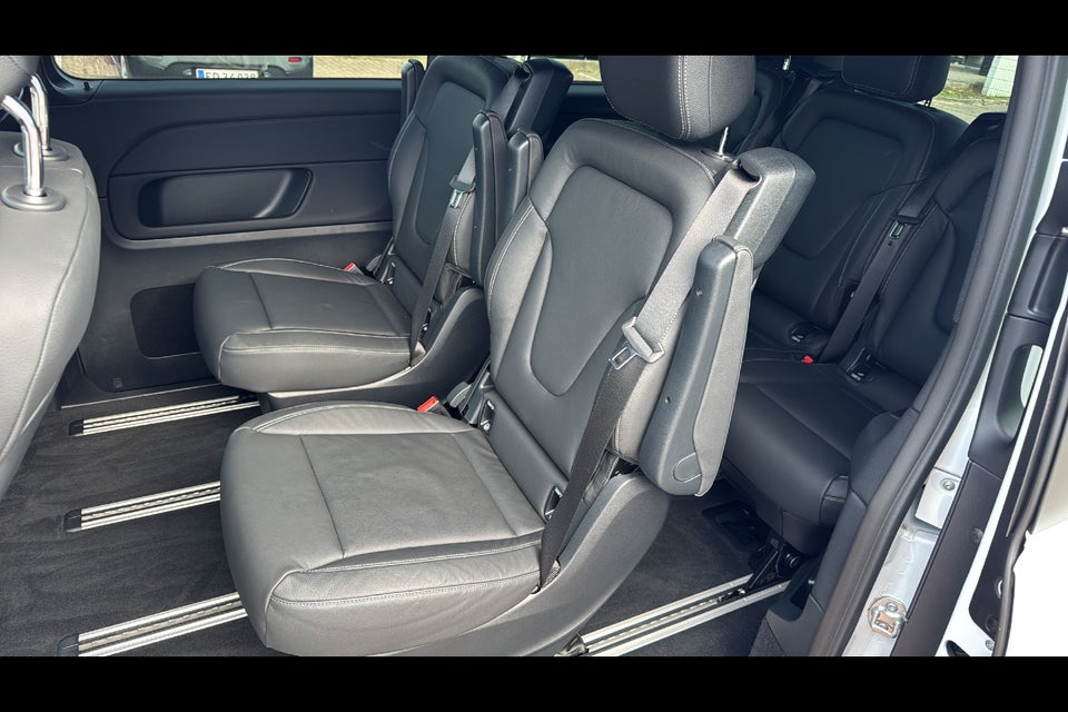 Mercedes EQV300 Avantgarde L