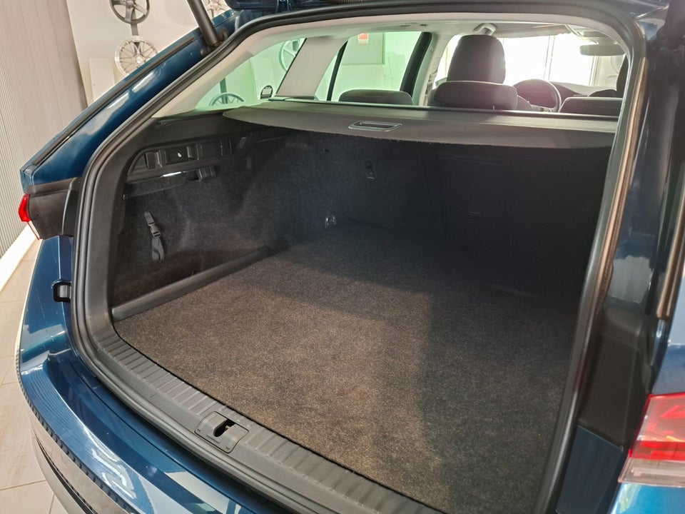 Skoda Octavia 1,4 TSi iV Plus Combi DSG 5d