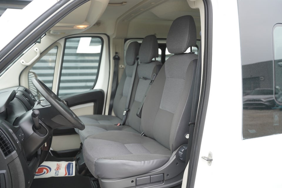 Peugeot Boxer 333 2,2 HDi 130 L1 4d