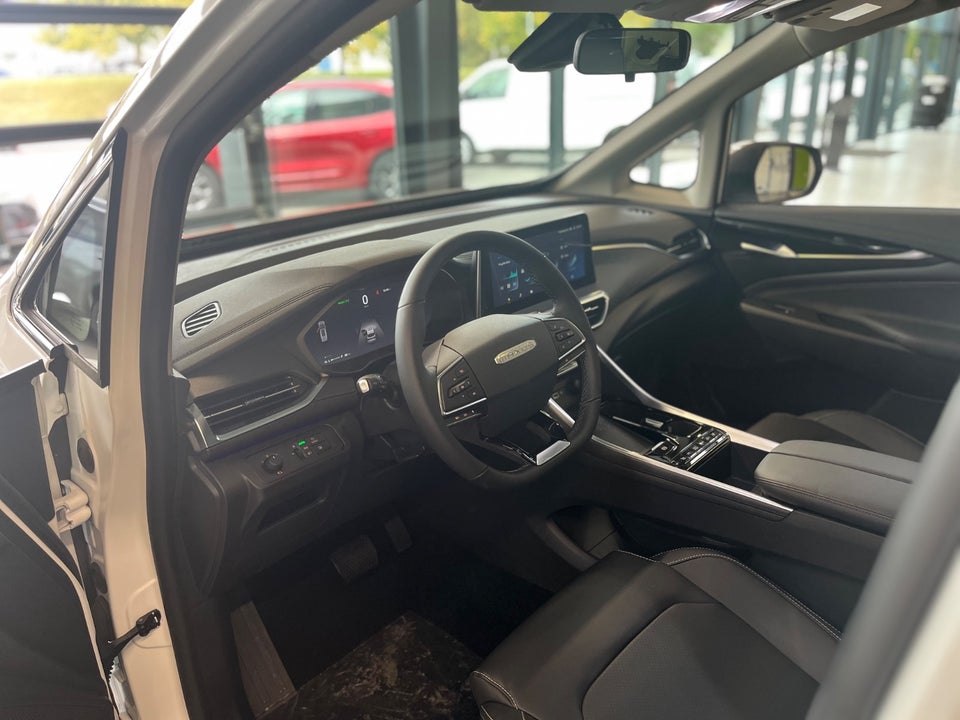 Maxus Euniq5 70 6prs 5d