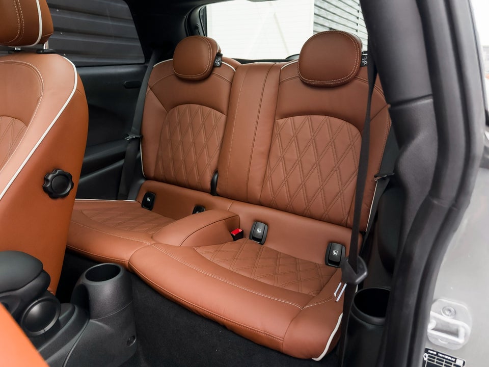 MINI Cooper SE Yours Trim 3d