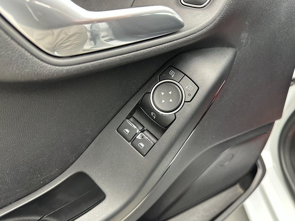 Ford Fiesta 1,5 TDCi 85 Titanium 5d