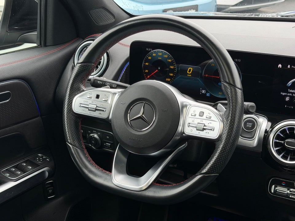 Mercedes EQB250 AMG Line 5d
