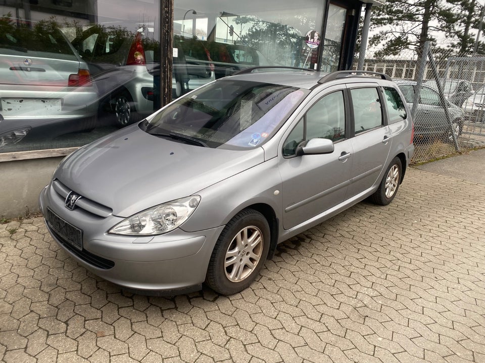 Peugeot 307 1,6 XR stc. 5d