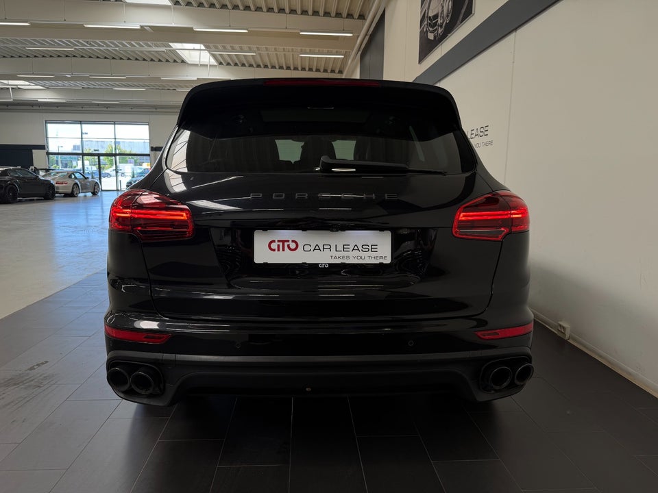 Porsche Cayenne Turbo 4,8 Tiptr. 5d