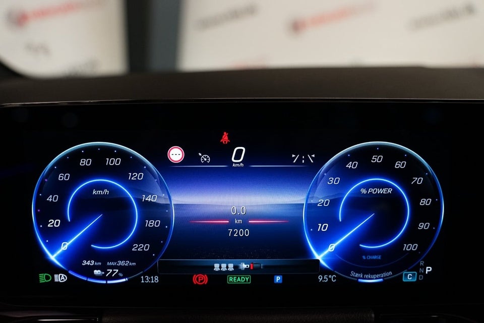 Mercedes EQA250+ AMG Line Van 5d