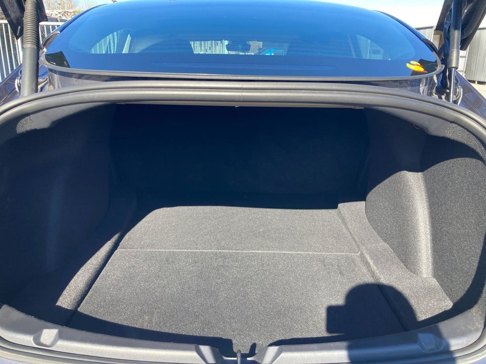 Tesla Model 3 Long Range AWD 4d