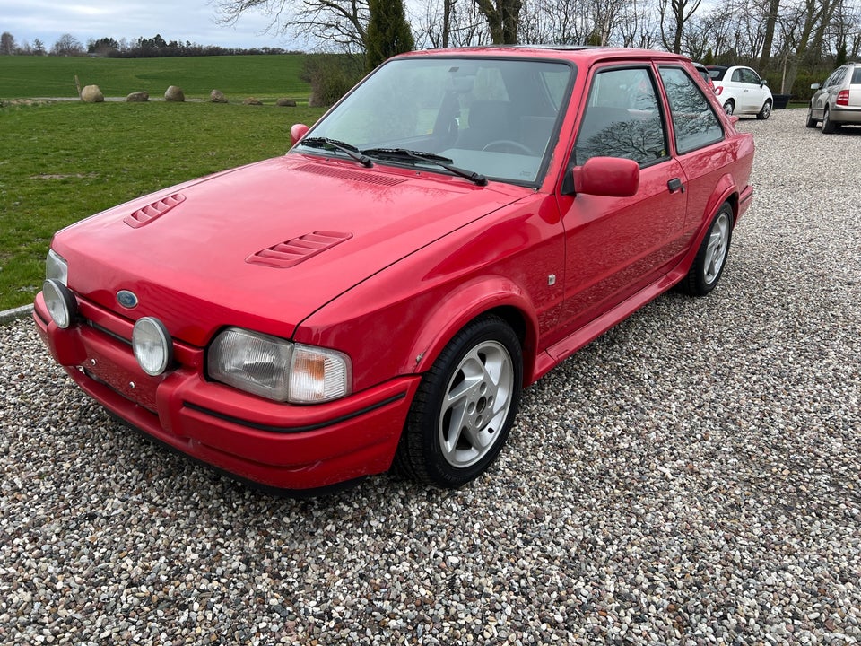 Ford Escort 1,6 RS Turbo 3d