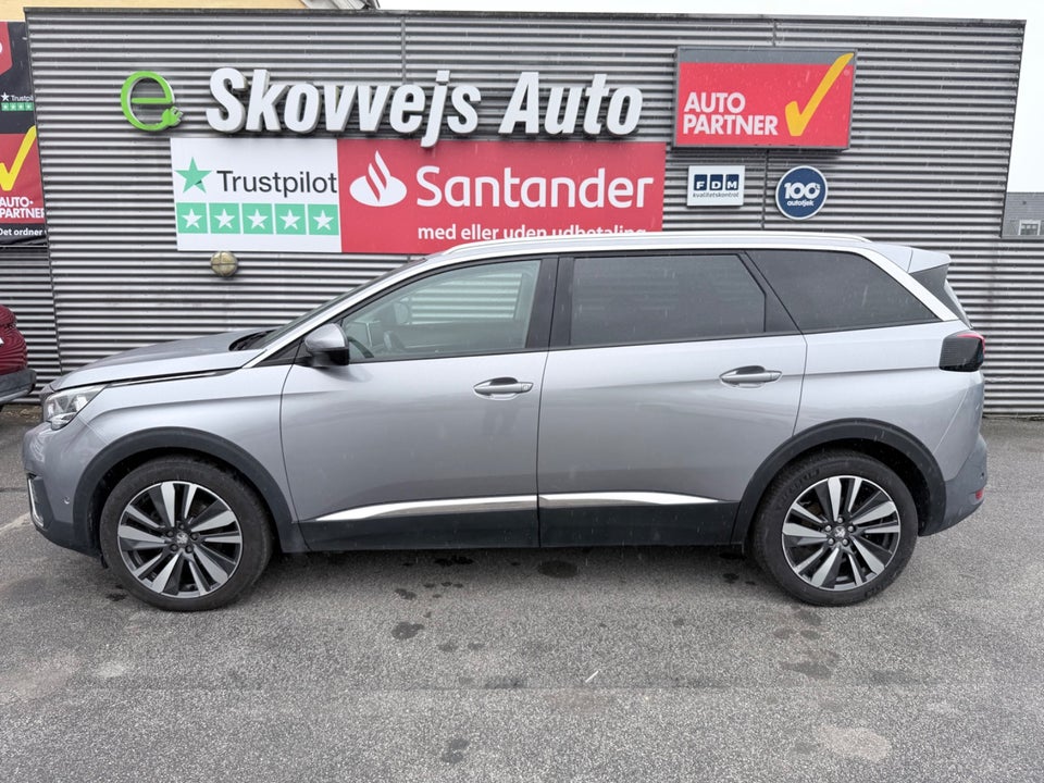 Peugeot 5008 1,5 BlueHDi 130 Allure 7prs 5d
