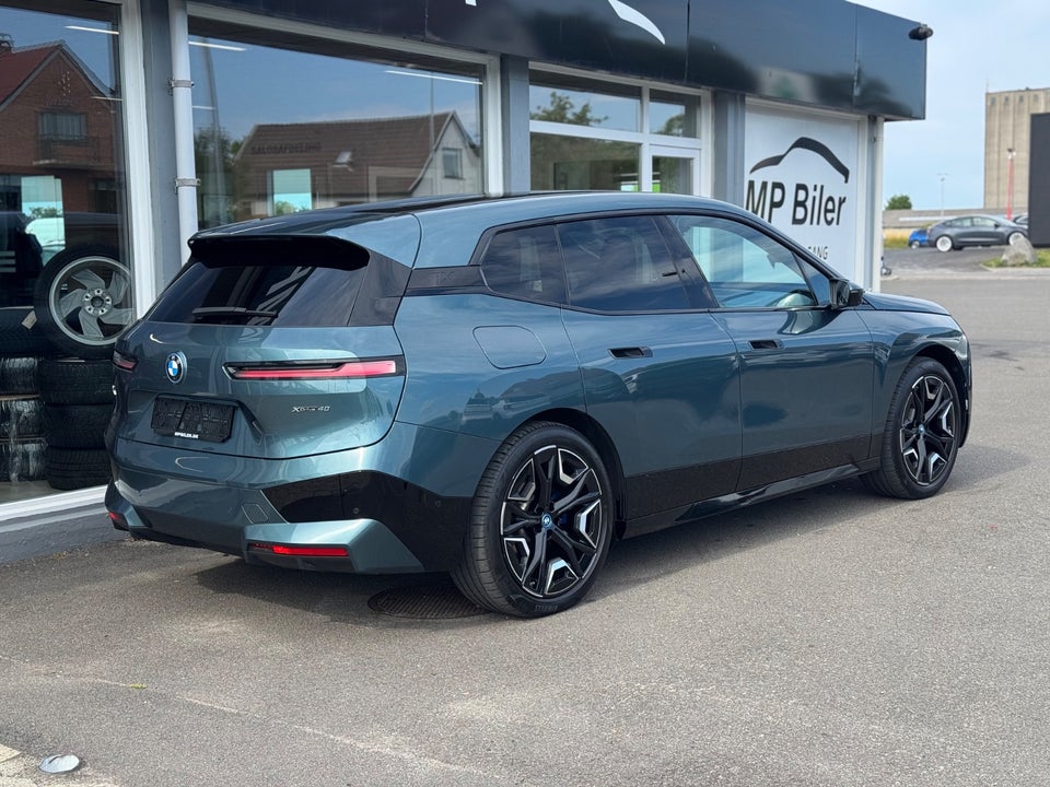 BMW iX xDrive40 Sport 5d