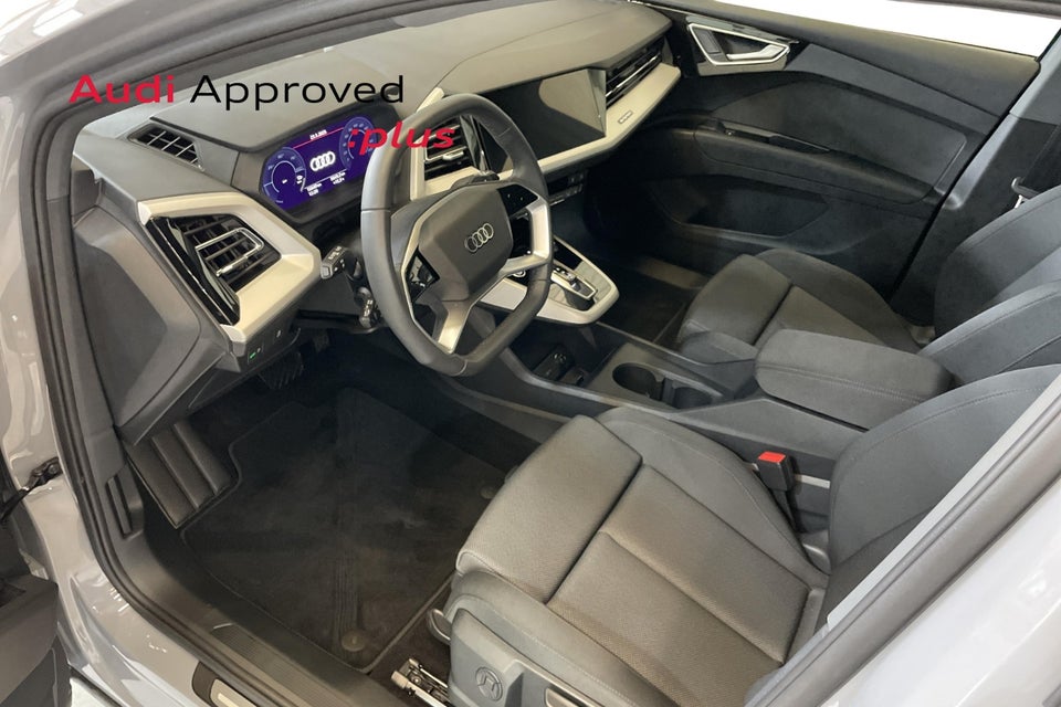 Audi Q4 e-tron 45 Progress 5d