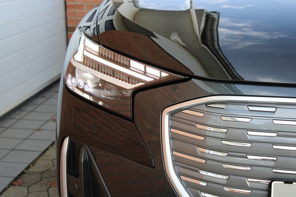 Audi Q4 e-tron 45 S-line 5d