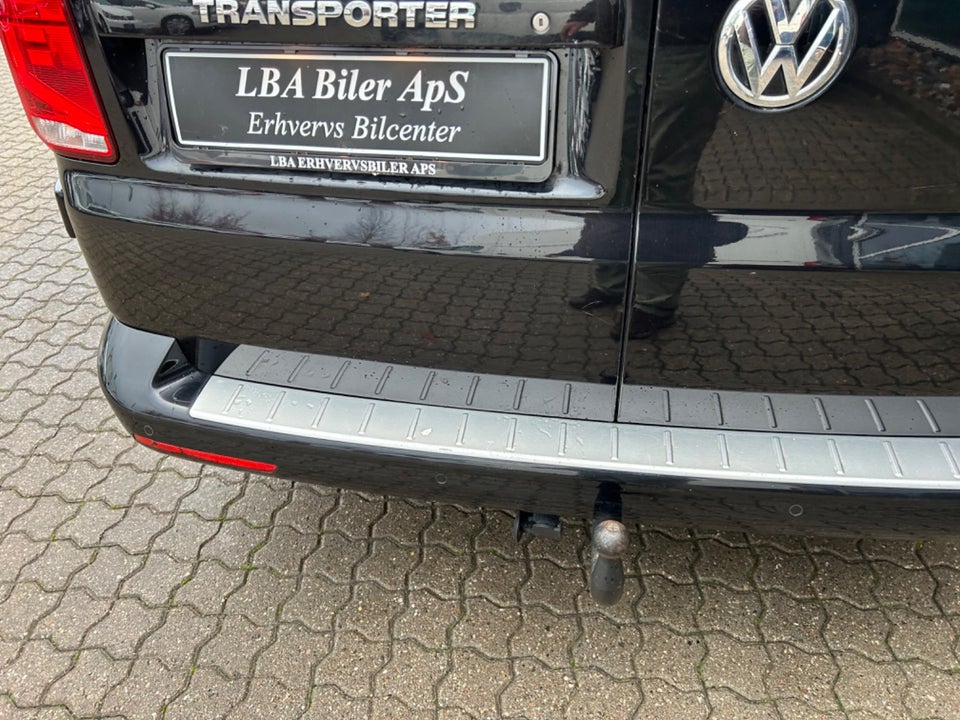 VW Transporter 2,0 TDi 150 Kassevogn DSG lang