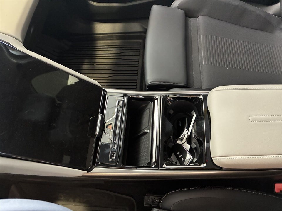 Ford Explorer 82 Select Extended Range 5d