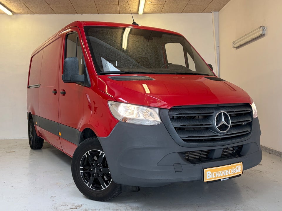 Mercedes Sprinter 211 2,2 CDi A2 Kassevogn aut. FWD