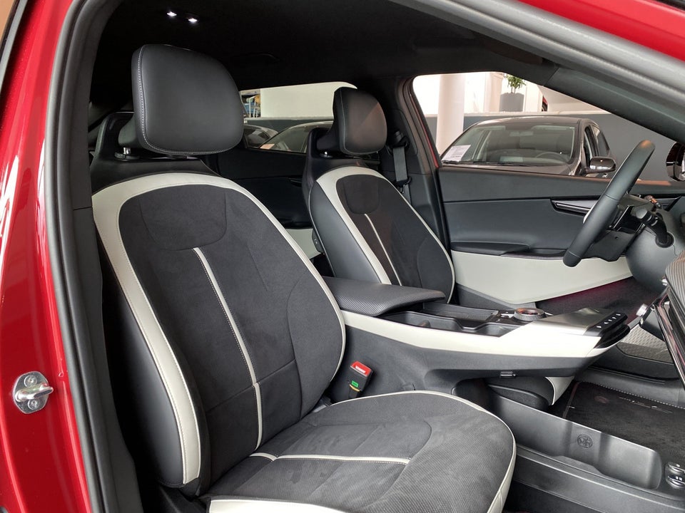 Kia EV6 84 Long Range Performance GT-Line AWD 5d