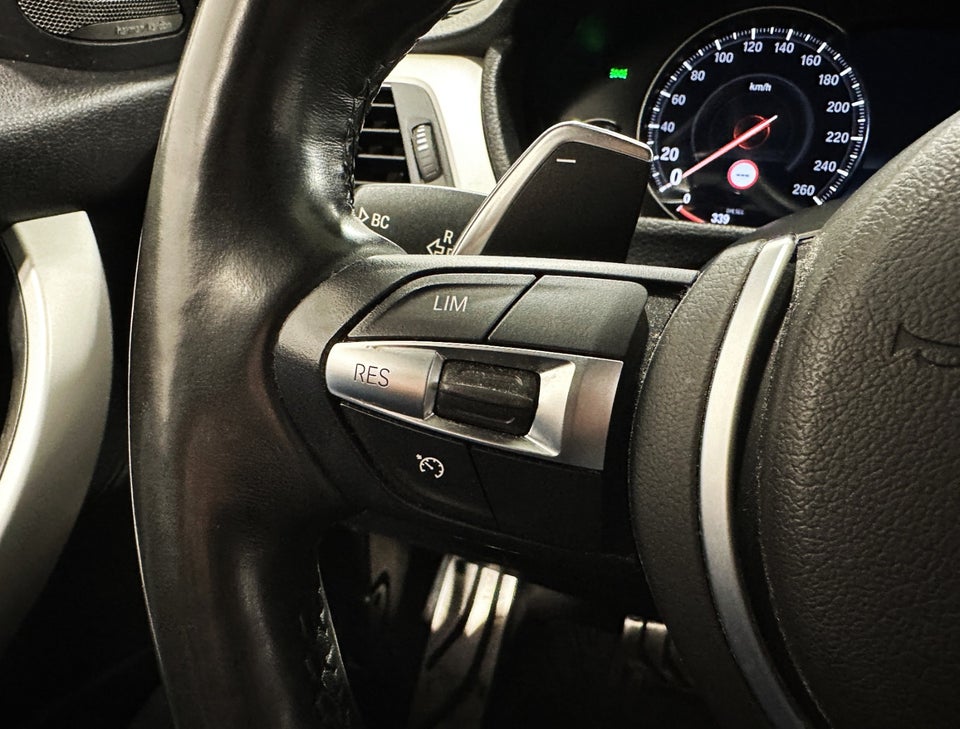 BMW 320d 2,0 Touring aut. 5d