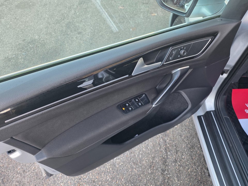 VW Golf Sportsvan 1,4 TSi 125 Highline DSG BMT 5d