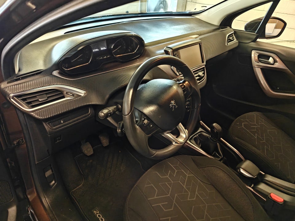 Peugeot 2008 1,2 VTi 82 Active Motion 5d
