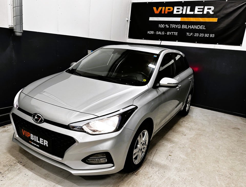 Hyundai i20 1,25 Premium 5d