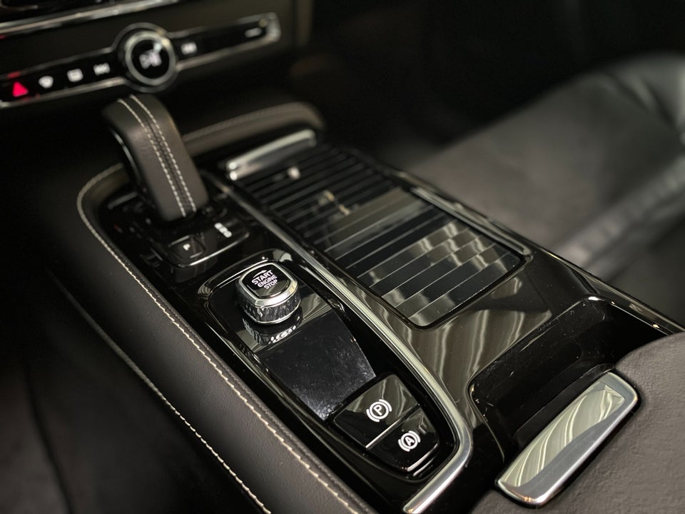Volvo V90 2,0 T8 ReCharge R-Design aut. AWD 5d