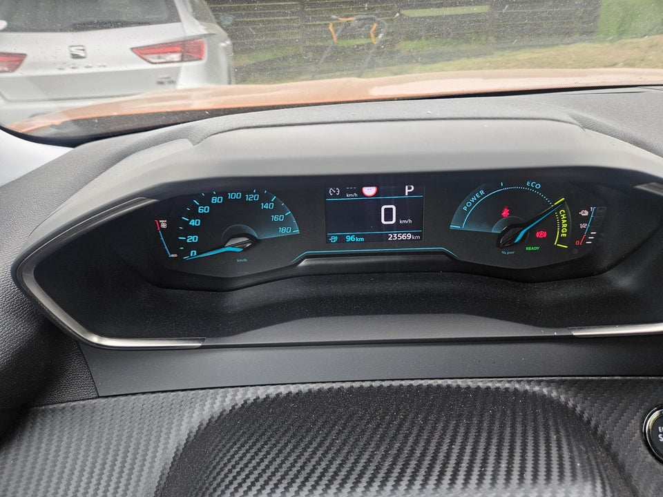 Peugeot e-2008 50 Active Pack 5d