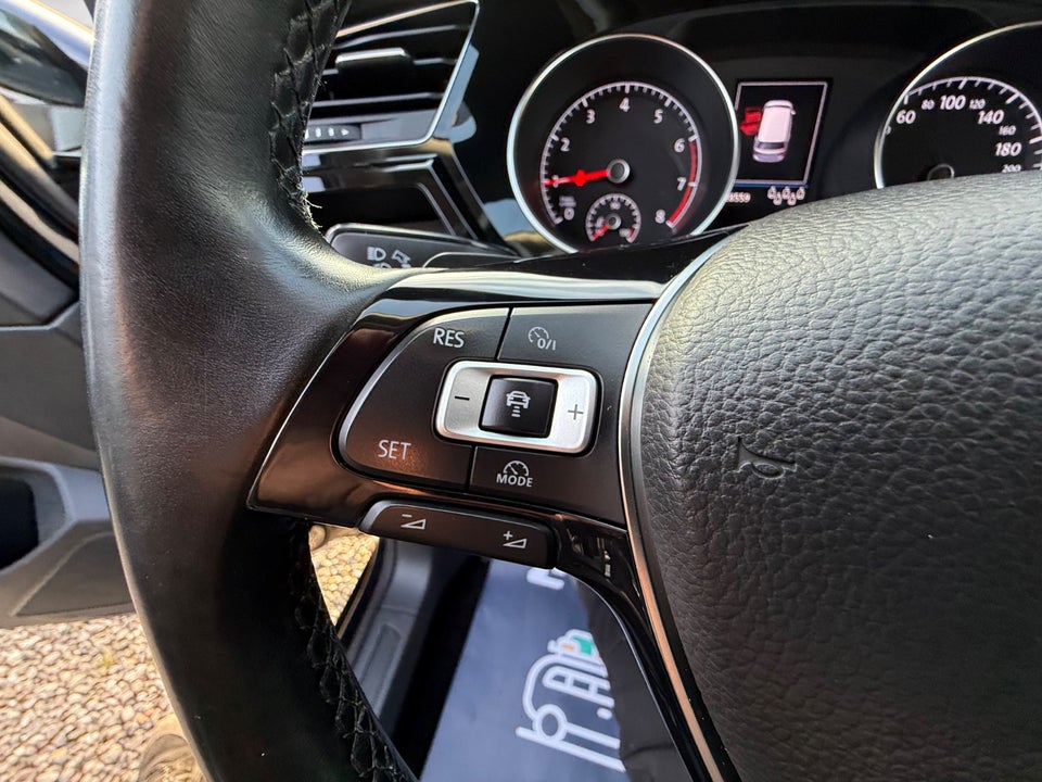 VW Touran 1,4 TSi 150 Highline 7prs 5d