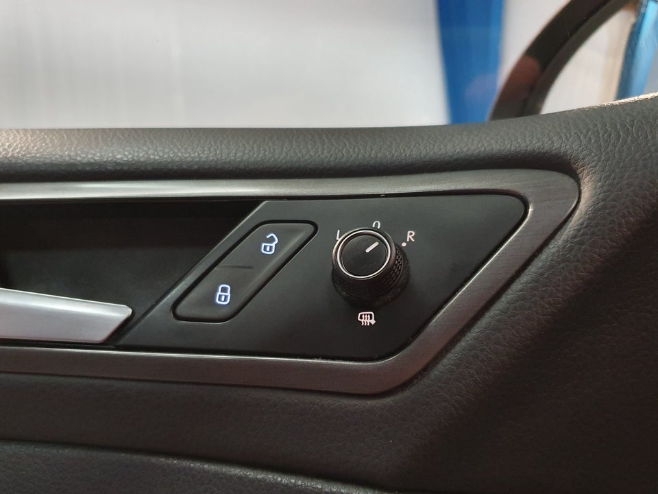 VW Golf VII 1,4 TSi 122 Comfortline BMT 5d