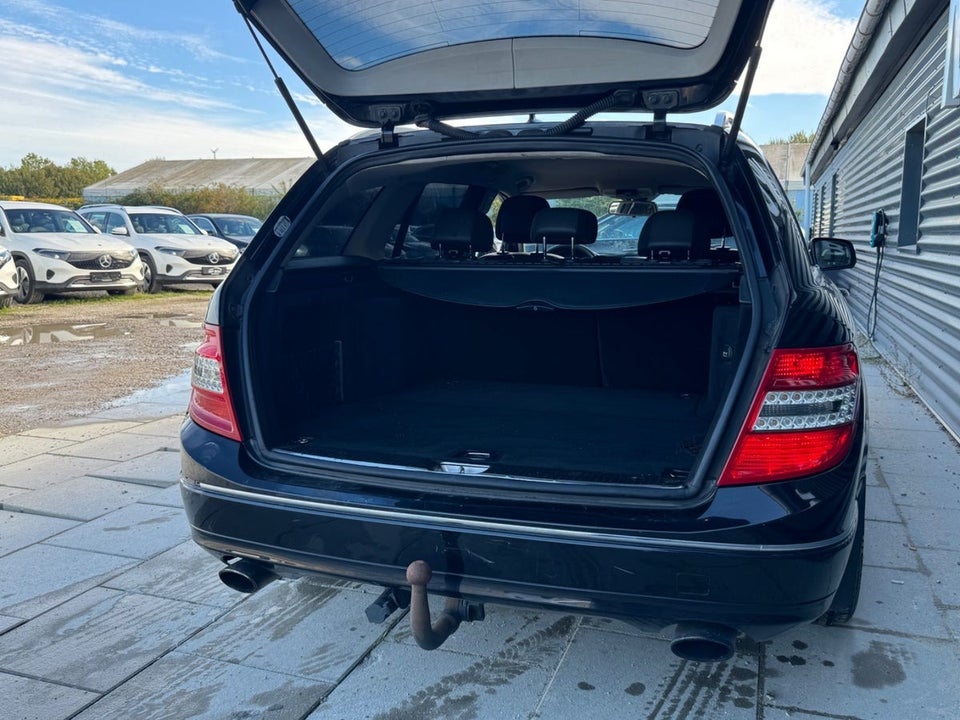Mercedes C320 3,0 CDi Avantgarde stc. aut. 5d