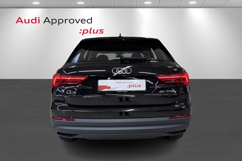 Audi Q3 45 TFSi e Attitude plus S-tr. 5d