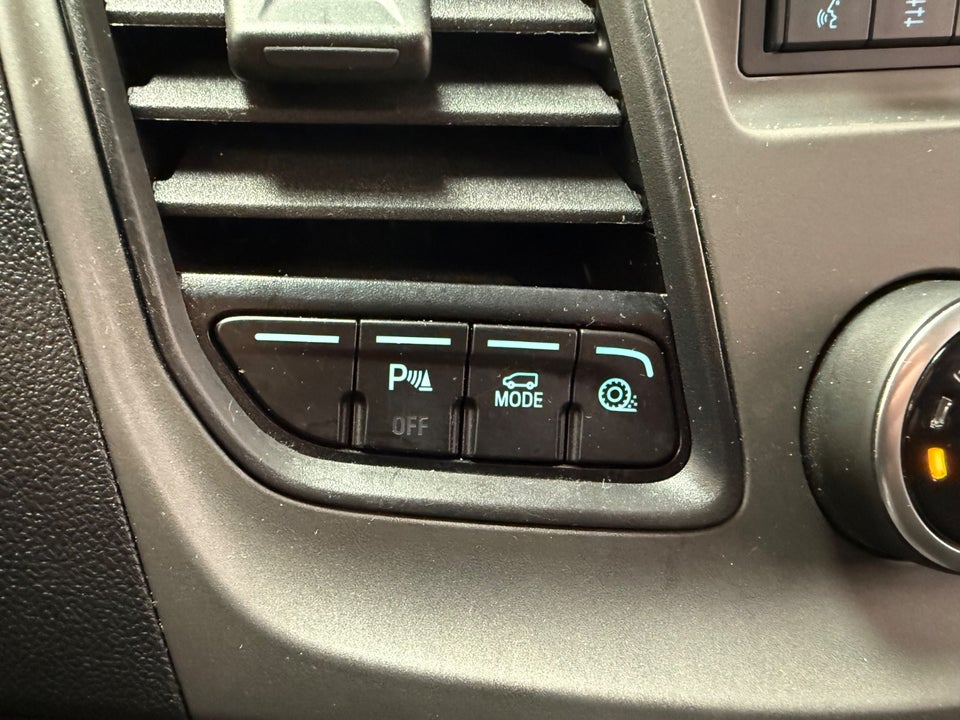 Ford Transit Custom 320L 2,0 TDCi 105 Trend