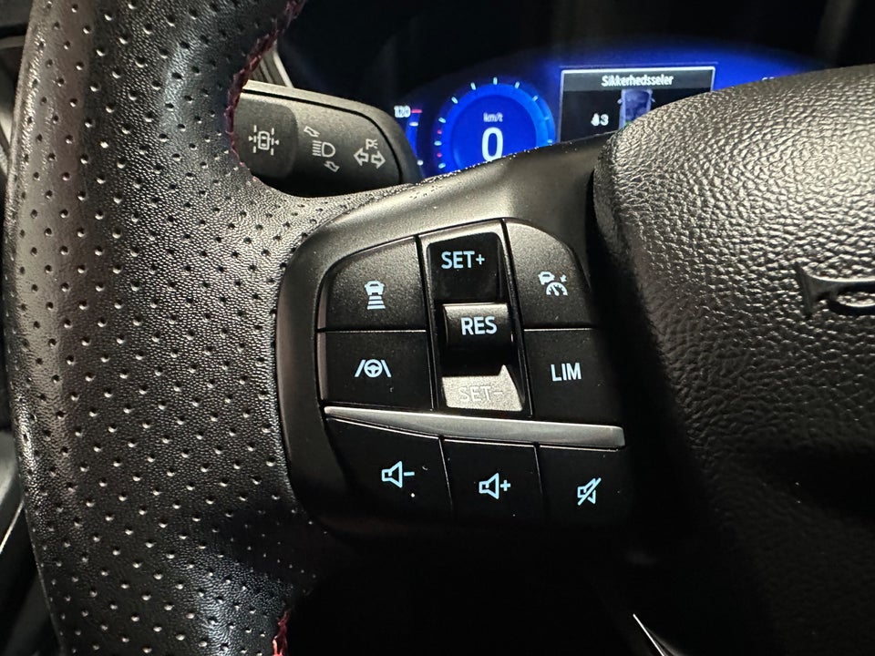 Ford Kuga 2,5 PHEV ST-Line X CVT Van 5d