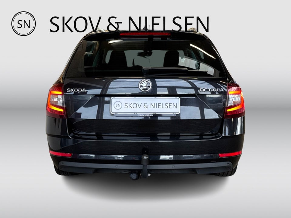 Skoda Octavia 2,0 TDi 150 Business Line+ Celebration Combi DSG 5d