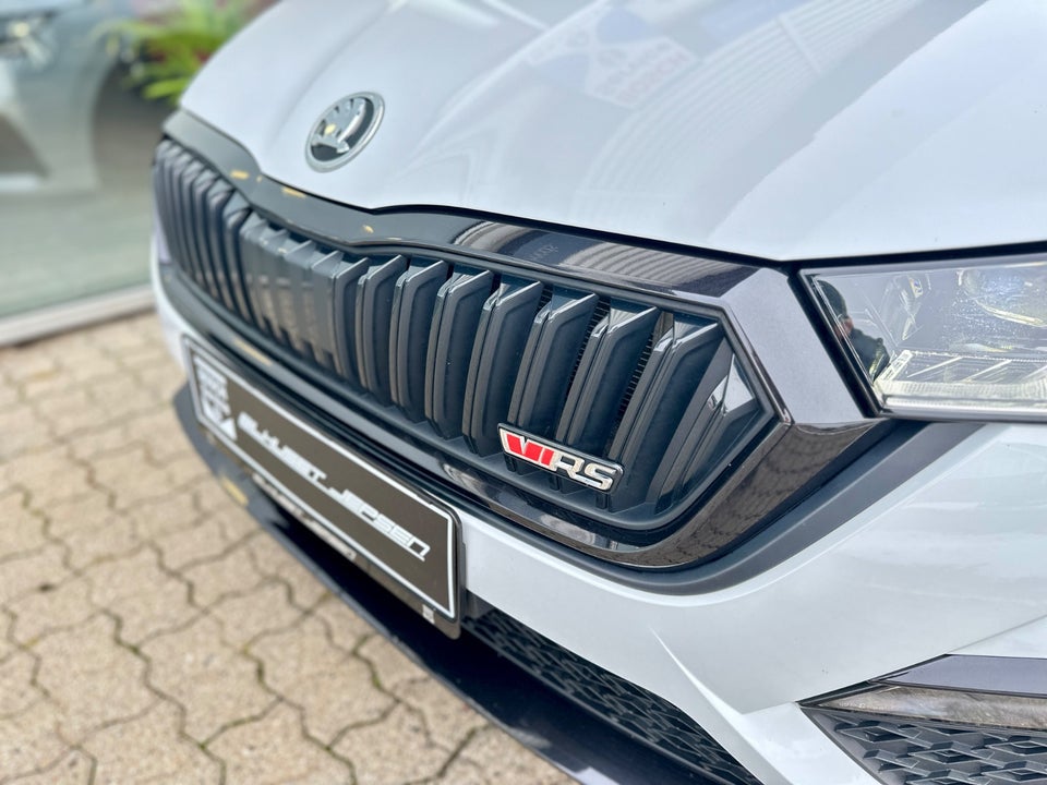 Skoda Octavia 1,4 TSi iV RS Combi DSG 5d