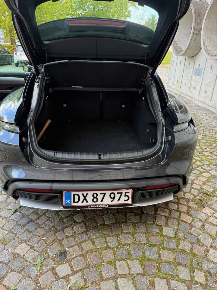 Porsche Taycan 4 Performance+ Cross Turismo 5d