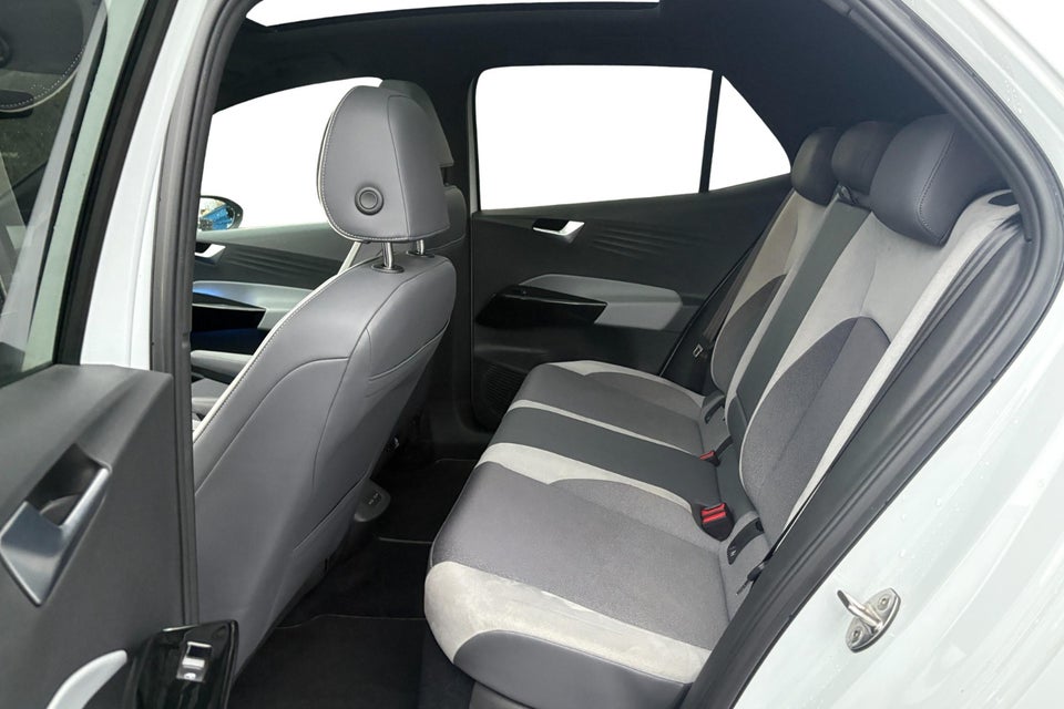 VW ID.3 58 Family 5d