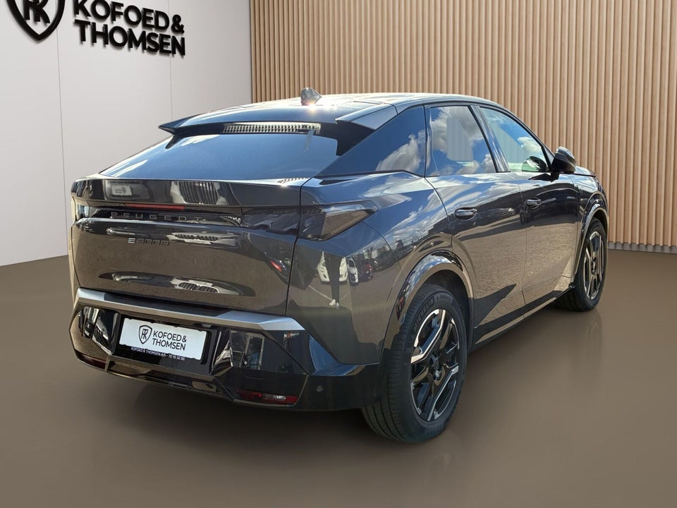 Peugeot e-3008 77 GT Pack 5d