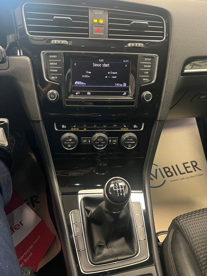 VW Golf VII 2,0 TDi 150 Highline BMT 5d