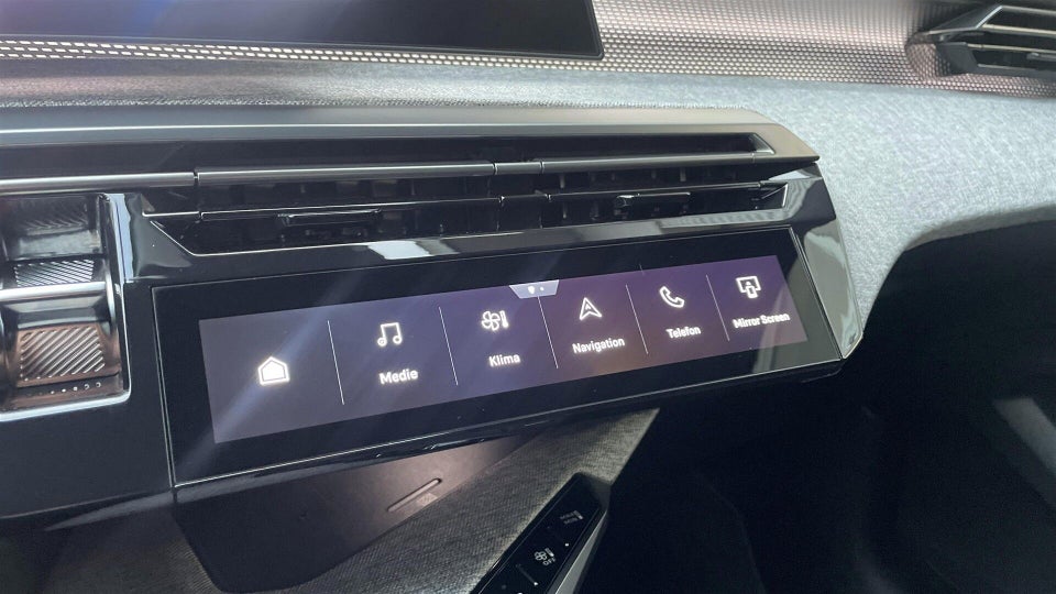 Peugeot e-5008 77 GT Pack 7prs 5d