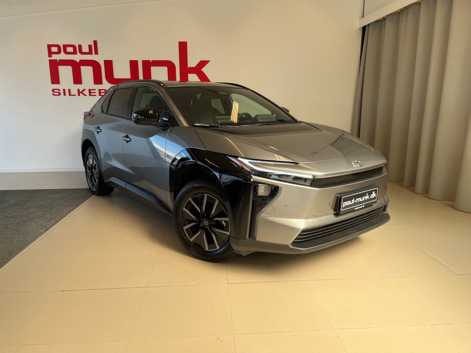 Toyota bZ4X 73 Active Tech 5d