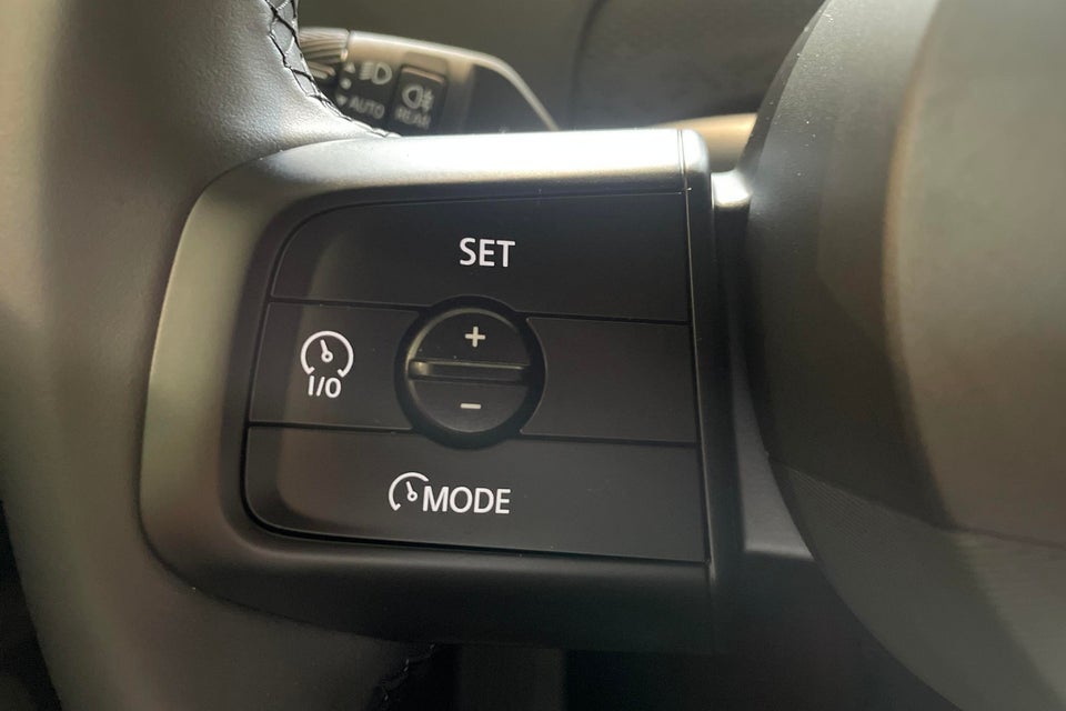 MINI Countryman E Essential Trim XS 5d