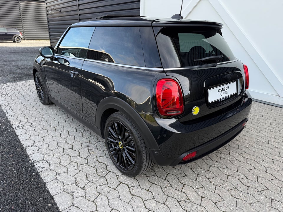 MINI Cooper SE Maximise 3d
