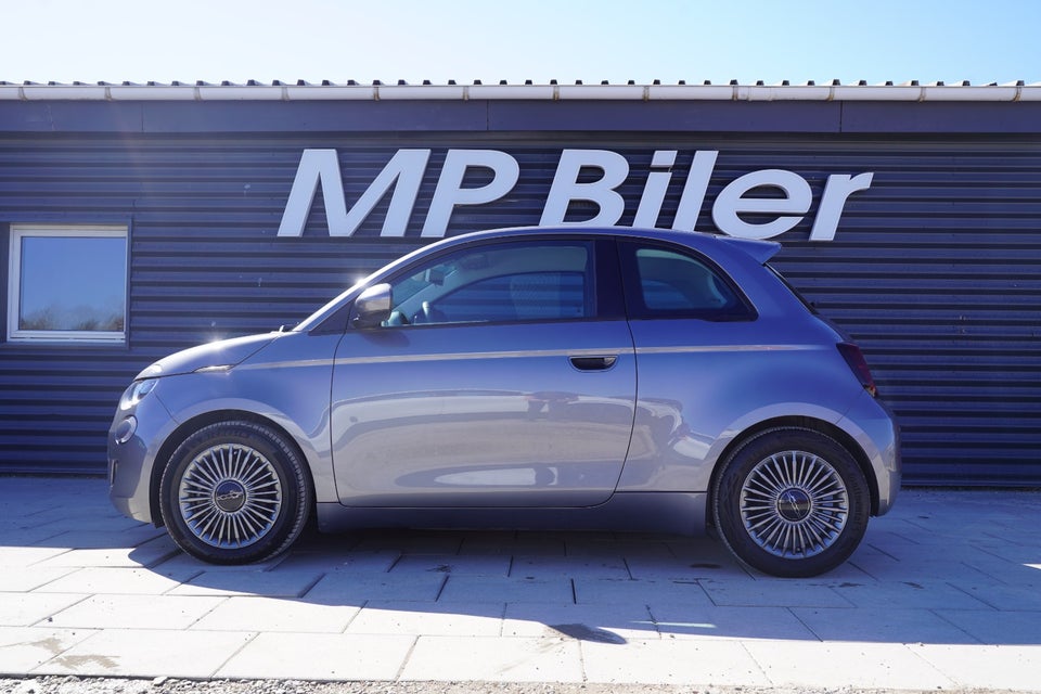 Fiat 500e 42 Icon 3d