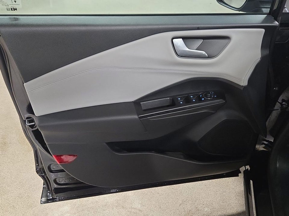 Ford Puma 46 Gen-E Premium 5d